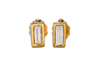 gold and white diamond bagutte stud